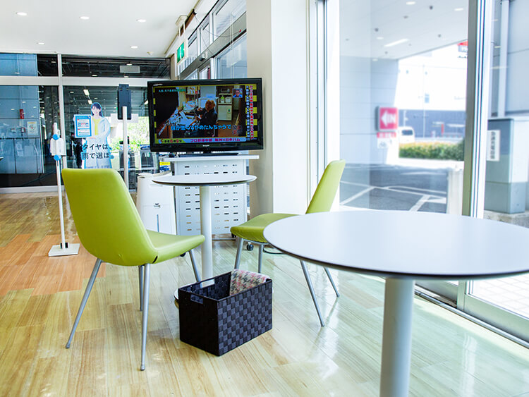 【大阪市内お渡し】専用ページ 日産大阪販売株式会社 | 歌島橋店 | 外観・内観写真